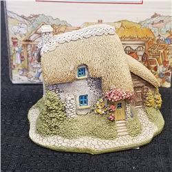 David Winter Cottages - The Village Shop