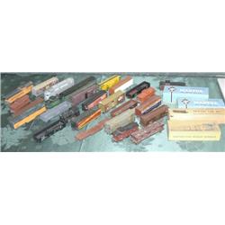 COLLECTION OF H.O. SCALE TRAINS