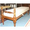 Image 1 : SHERATON MAPLE DAYBED