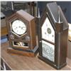 Image 1 : PAIR OF AMERICAN MANTLE CLOCKS