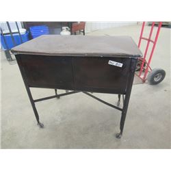 MW- Metal Double Tub w Lid & Castors- Vintage