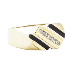 0.25 ctw Diamond Ring with Inlaid Black Onyx - 14KT Yellow Gold