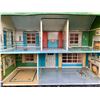 Image 2 : MARX VINTAGE TIN DOLL HOUSE WITH ACCESSORIES