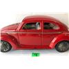 Image 2 : VINTAGE VOLKSWAGEN BATTERY OPPERATED TIN CAR