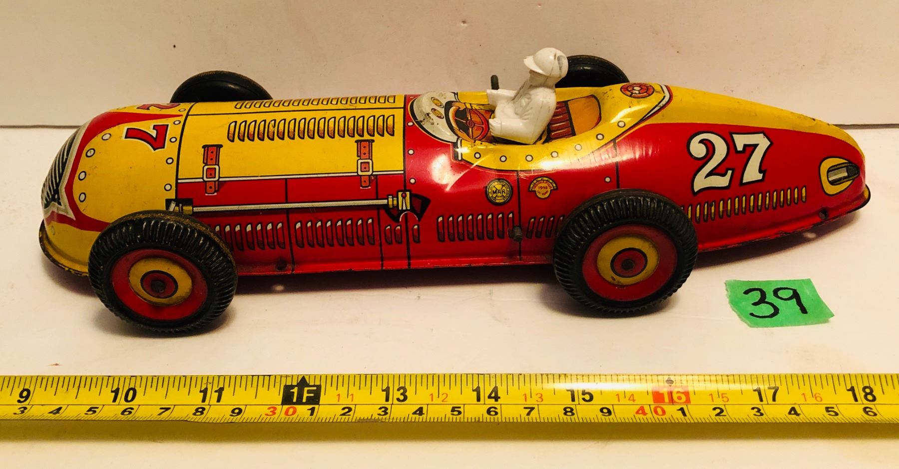 MARX WINDUP TIN RACE CAR