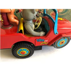 ブリキモダントーイ電動【TOM and JERRY COMIC CAR】動作品 ブリキモダントーイ電動【TOM and JERRY COMIC CAR】動作品