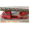 Image 2 : DINKY TOYS TURNTABLE FIRE ESCAPE TRUCK