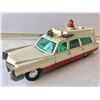 Image 2 : DINKY TOYS SUPERIOR CADILLAC AMBULANCE