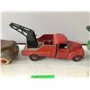 Image 2 : GR OF 4 DINKY SERVICE WRECKERS
