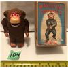 Image 1 : VINTAGE WIND-UP ‘WANDERING CHIMPANZEE’