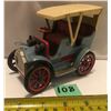 Image 2 : MODERN TOYS TIN CAR