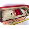 Image 2 : SCHUCO MERCEDES 190 SL REMOTE CONTROLLED TIN CAR