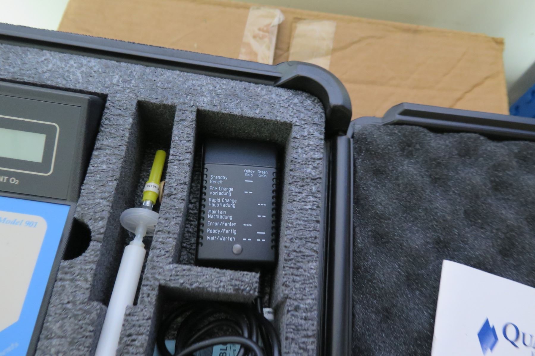 Quantek Instruments Model 901 Head Space Oxygen Analyzer, Handheld in Case