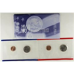 1999-P & D SBA DOLLAR UNC COIN SET