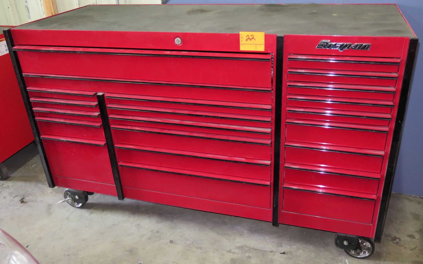 Snap On Tools Rolling Red Metal Multi Drawer Tool Box Cabinet Snap On Tools Rolling Red Metal Multi Drawer Tool Box Cabinet