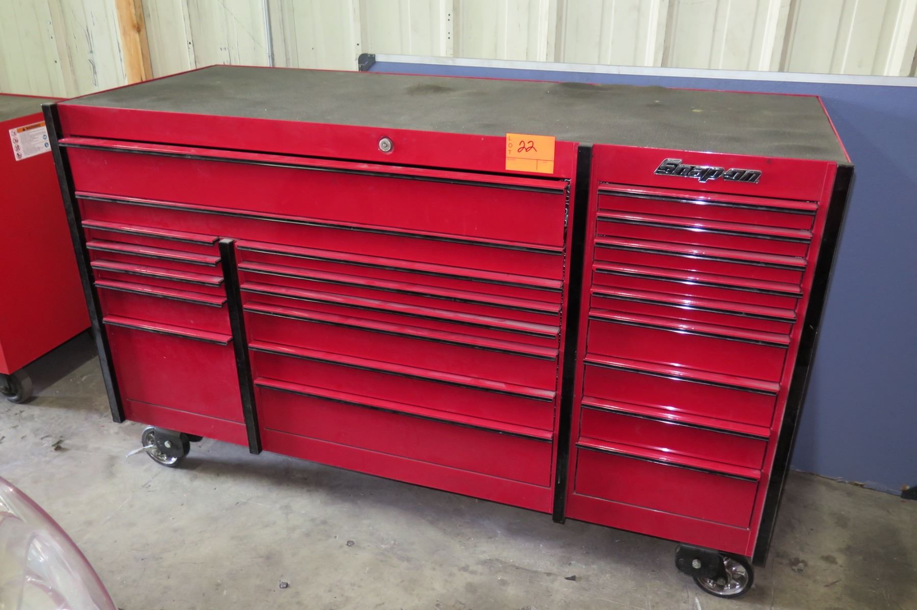Multi drawer tool box Clearance
