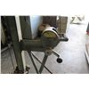 Image 8 : Vermette 10-12A Manually Operated Material Lift Capacity 1000 lbs