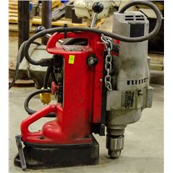 MILWAUKEE MAGNETIC DRILL PRESS