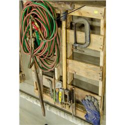 PALLET OF ASSORTED TOOLS INCL: GAS TORCH,