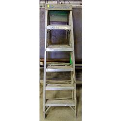 LOUISVILLE ALUMINUM 6 FOOT A-FRAME LADDER