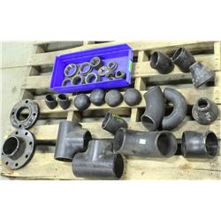 PALLET OF ASSORTED PIPE JOINTS: ELBOWS, T-JOINT,