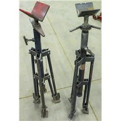 LOT OF 2 TRIPOD V-HEAD PIPE JACK STANDS