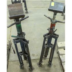 LOT OF 2 TRIPOD V-HEAD PIPE JACK STANDS