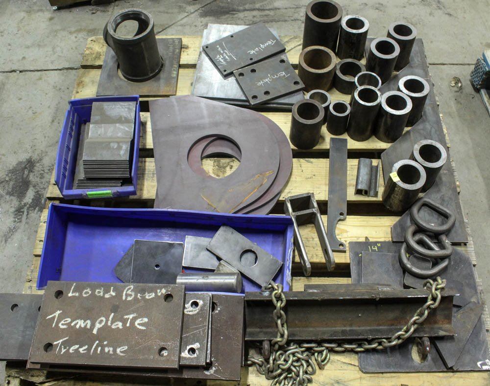 PALLET OF SERVICE RIG WELDING TEMPLATES, D-RINGS,