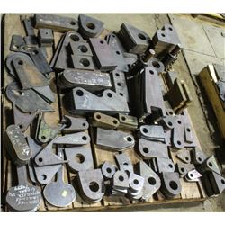 PALLET OF ASSORTED RIG WELDING PLATES &