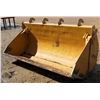 Image 2 : CASE W20C FRONT END LOADER W/ BUCKET & FORK