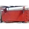 Image 1 : RED HYDRAULIC TANK