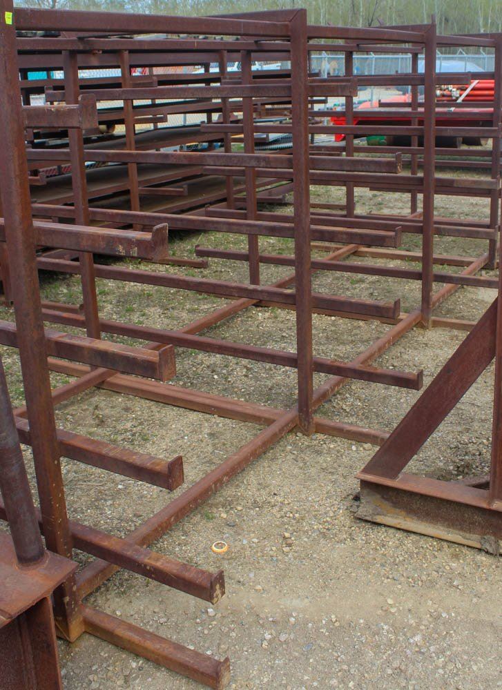HEAVY DUTY STEEL PIPE RACK