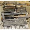 Image 1 : SMALL PALLET OF ASSORTED SCRAP METAL