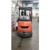 Image 3 : TOYOTA 5000LB FORKLIFT