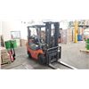 Image 6 : TOYOTA 5000LB FORKLIFT