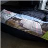 Image 2 : COLEMAN INSTANT CABIN 8 PERSON TENT AND CAMP CHAIR