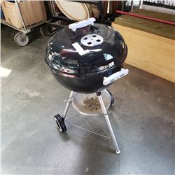BLACK WEBER CHARCOAL BBQ