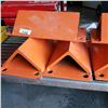 Image 3 : LOT OF IRON CORNER BUMPERS