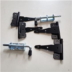 LOT OF DOOR HARDWARE 2 SPRING DOOR PINS AND FOUR DUTCHLAND 6  BARN DOOR HINGES