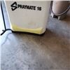 Image 2 : 2 GARDEN SPRAYERS