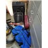 Image 1 : 3 SUITCASES, 3 BAGS, AND 4 UMBRELLAS