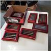 Image 1 : 8 4 PIECE PEN SETS