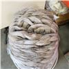 Image 2 : BARREL OF GREY WOOL YARN