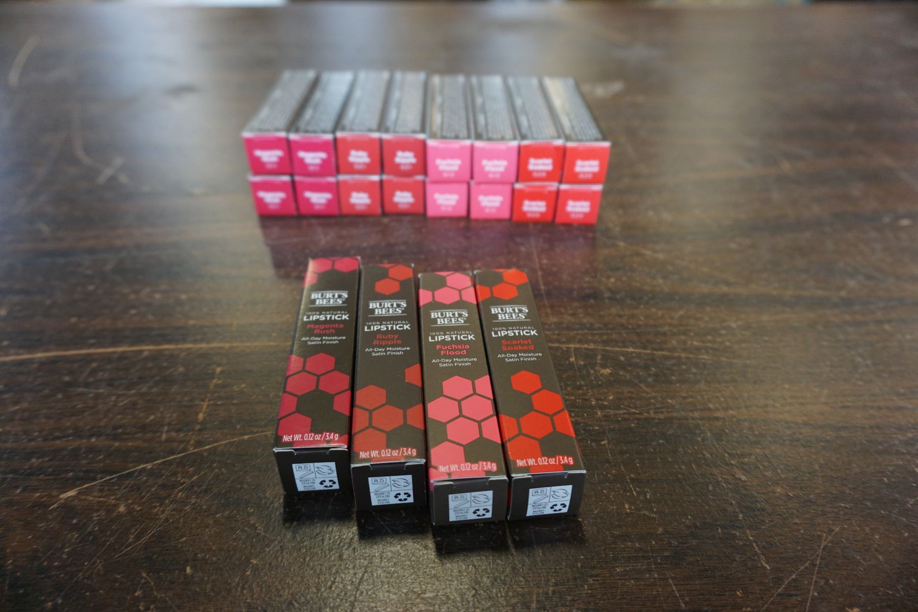 20 BRAND NEW BURTS BEES 100% NATURAL LIPSTICK, RETAIL $219.80 - 5 OF ...