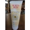 Image 2 : 3 BRAND NEW BURTS BEES SUPER SHINEY CONDITIONER AND 3 BRAND NEW BURTS BEES DEEP CLEANSING CREAM - RE