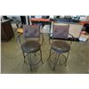 Image 1 : 2 METAL BAR CHAIRS