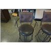 Image 3 : 2 METAL BAR CHAIRS