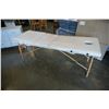 Image 2 : WHITE FOLDING MASSAGE TABLE