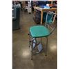Image 3 : VINTAGE FOLDING STEP STOOL CHAIR