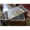 Image 1 : BOX OF BAKING PANS
